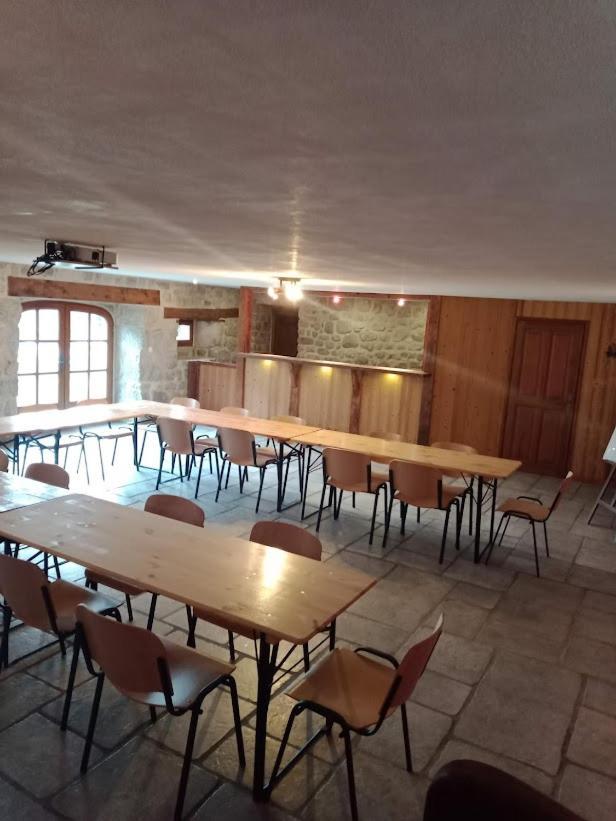 Le Petit Chateau Du Villard Le Malzieu-Forain Kültér fotó