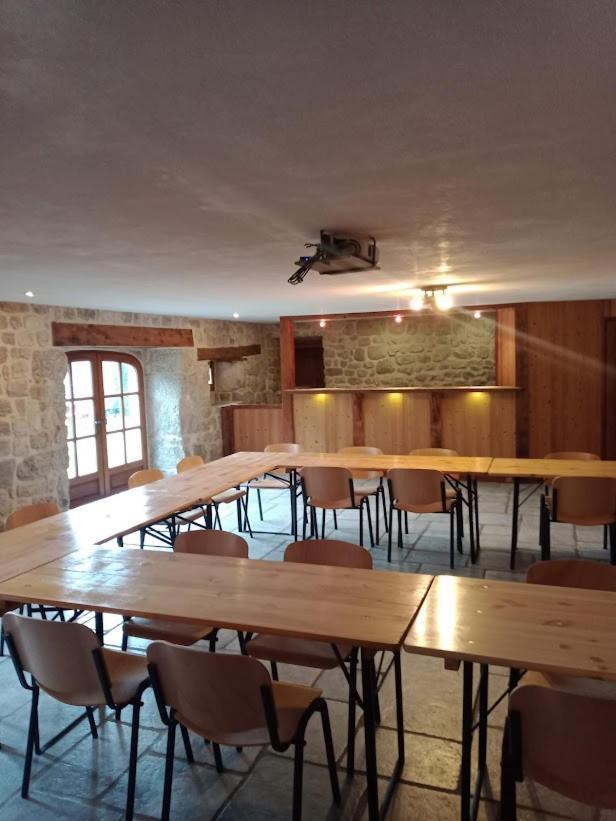 Le Petit Chateau Du Villard Le Malzieu-Forain Kültér fotó