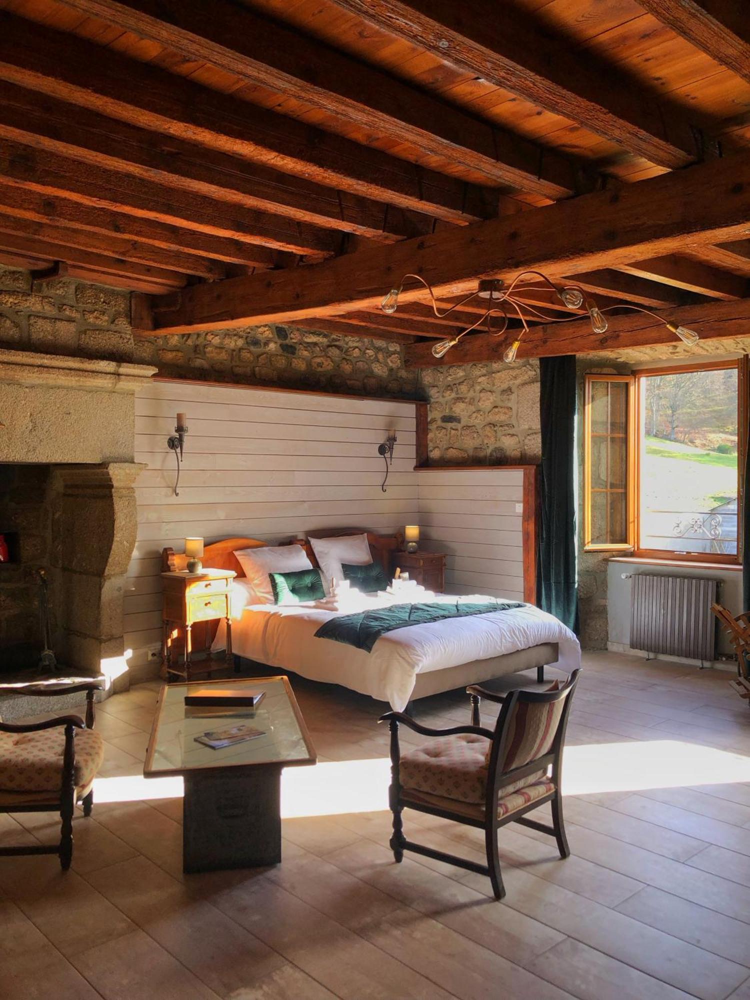 Le Petit Chateau Du Villard Le Malzieu-Forain Kültér fotó